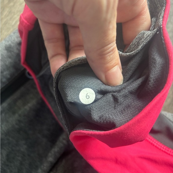 Lululemon Athletica Gray and Pink Leggings with Stretchy Fit - Picture 3 of 5